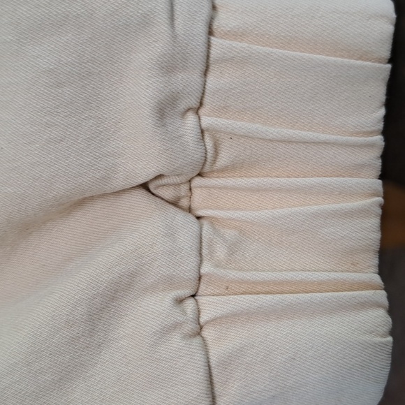 VIP Women's Beige Cargo Pants Size 9/29 - Picture 3 of 10